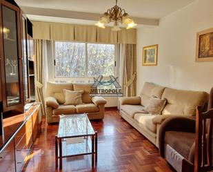 Living room of Flat for sale in Ourense Capital   with Heating, Parquet flooring and Storage room