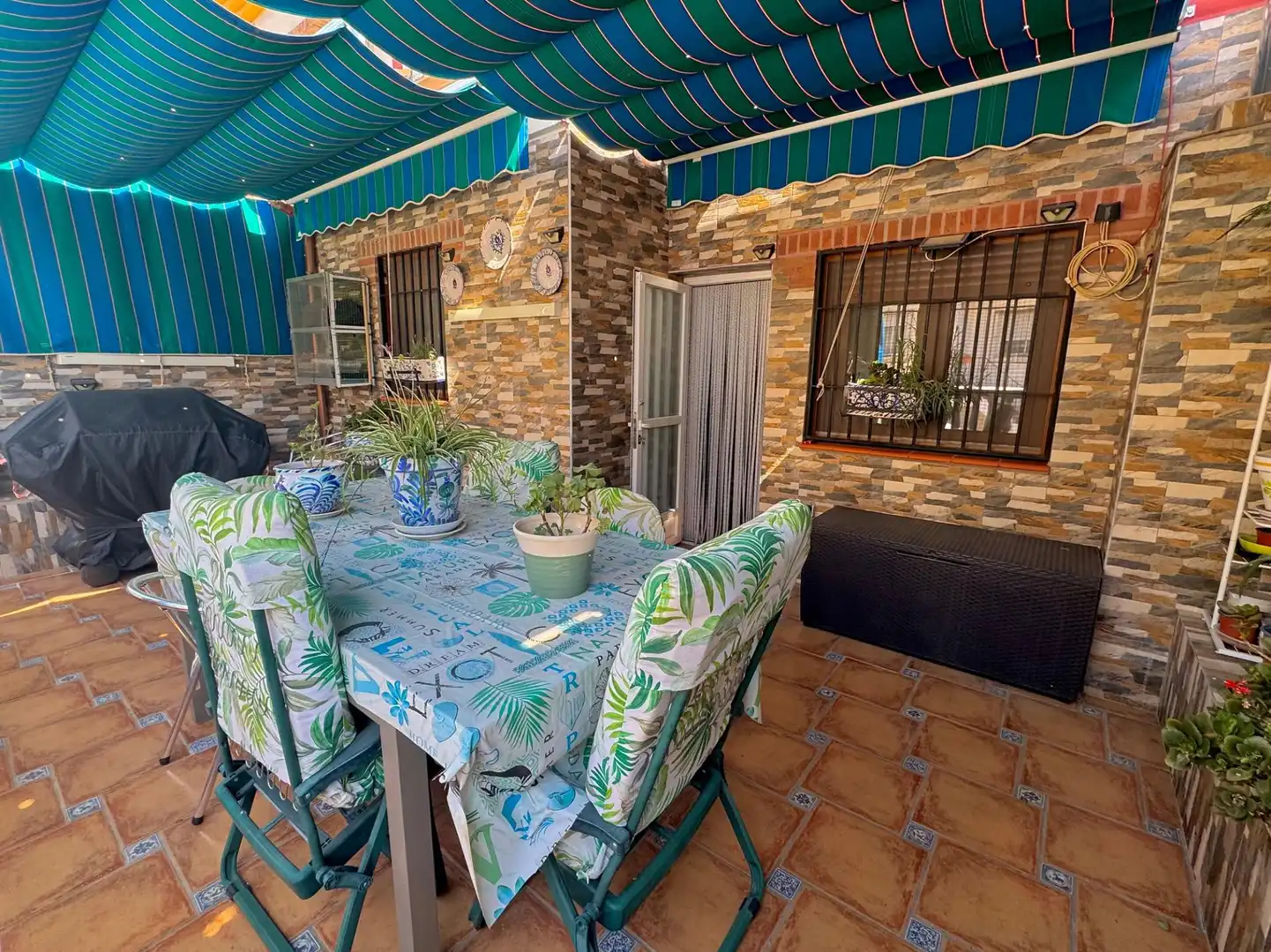 Terraza de Casa adosada en venta en Vegas del Genil con Aire acondicionado, Calefacción y Terraza