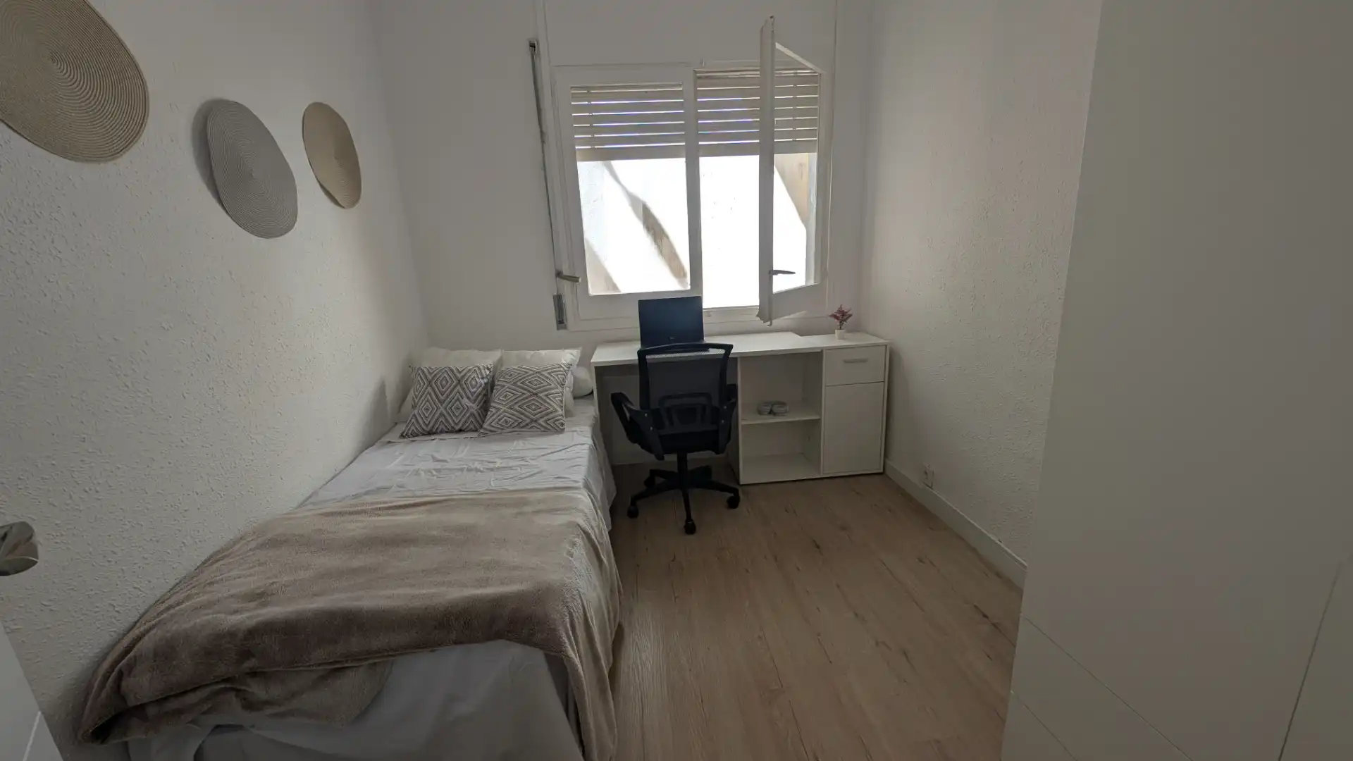 Habitación de Piso en venta en Barcelona con Aire acondicionado, Parquet y Amueblado