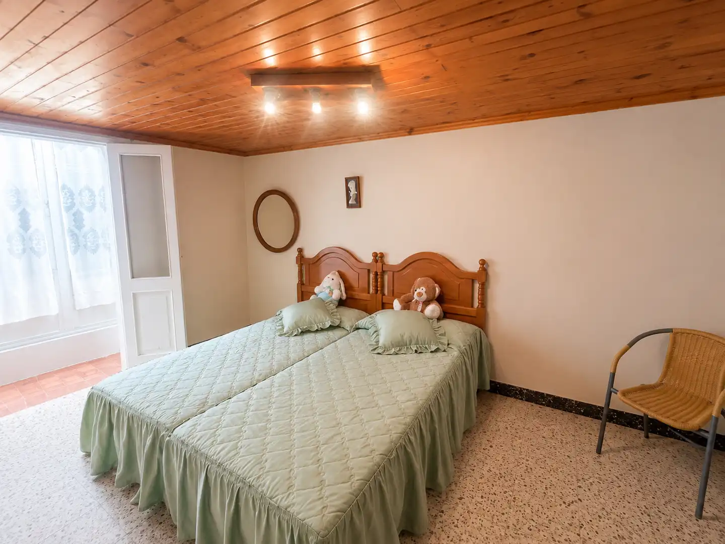 Dormitori de Casa adosada en venda en Cariño amb Moblat, Forn i Rentadora