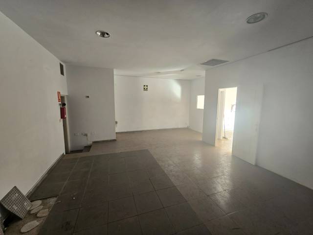 Local comercial en Venta en Calle de Valois, 43 en Zona Martiánez