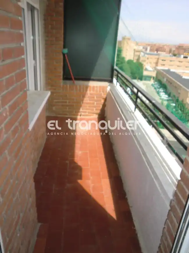 Balcony of Flat for rent in Madrid  with Air Conditioner, Parquet flooring and Terrace