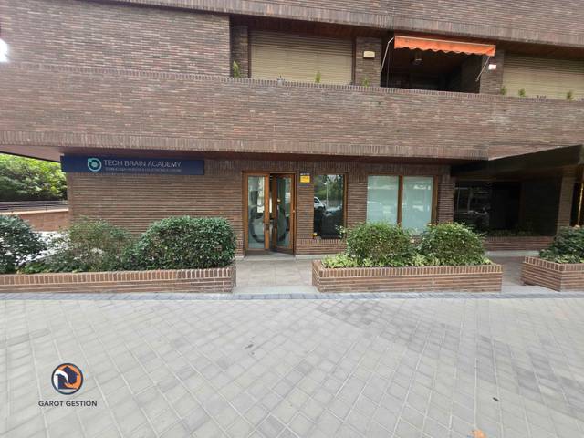 Local comercial en Venta en Calle del Padre Damián, 48 en Nueva España