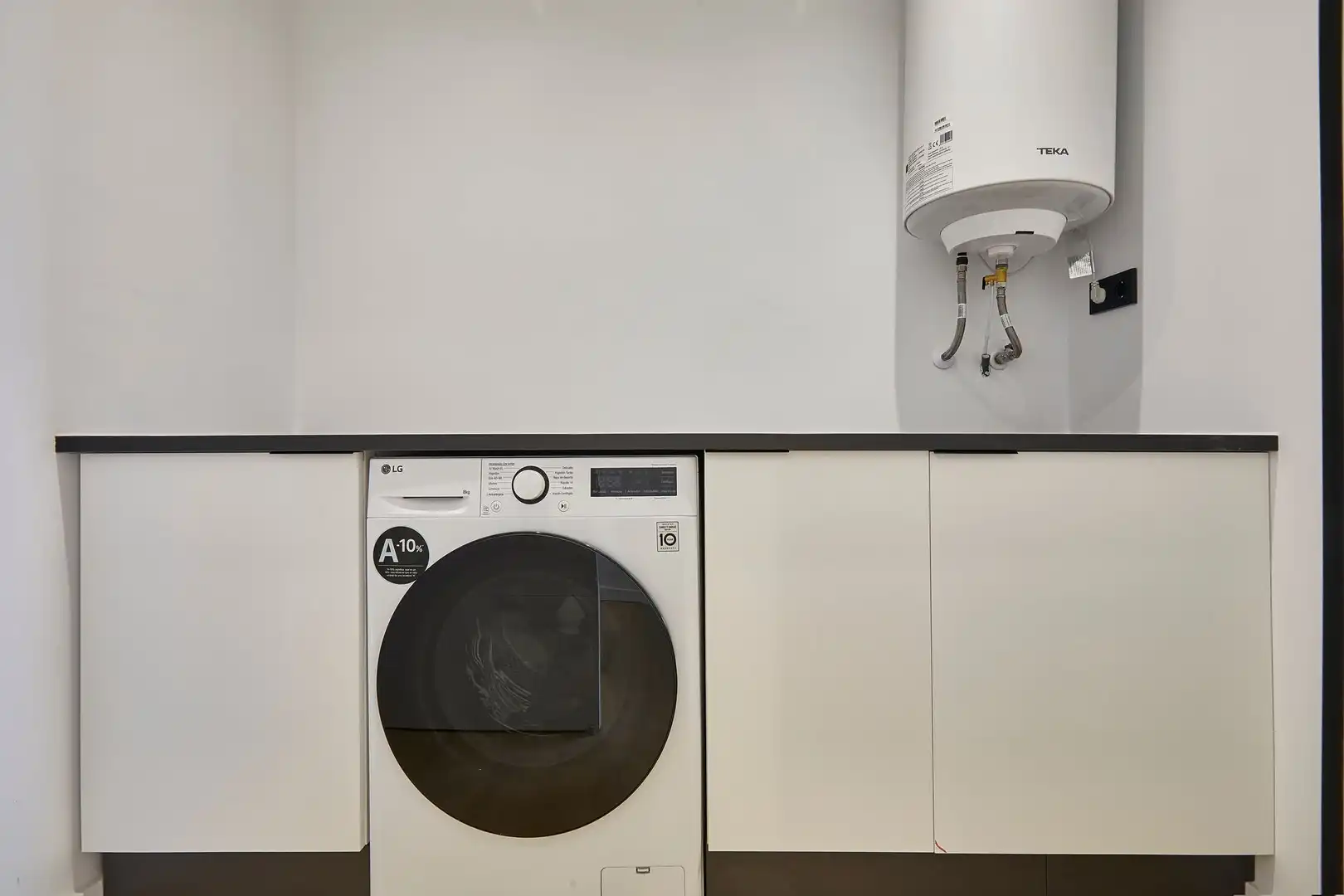 Küche von Wohnung zum Verkauf in Malgrat de Mar mit Klimaanlage, Heizung und Parkett