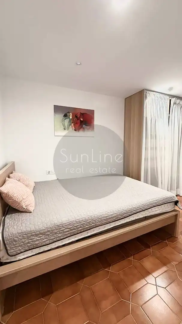 Bedroom of Flat for rent in Valencia  with Air Conditioner, Furnished and Balcony