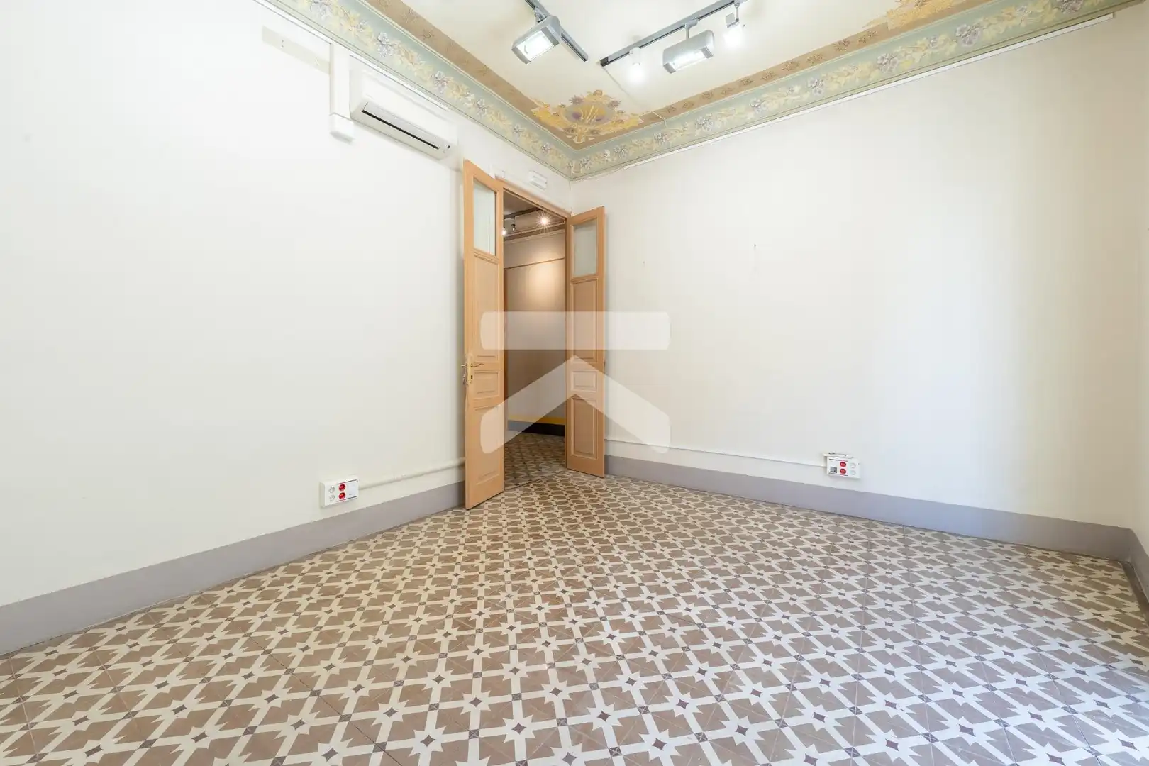 Buildings for sale in Tortosa