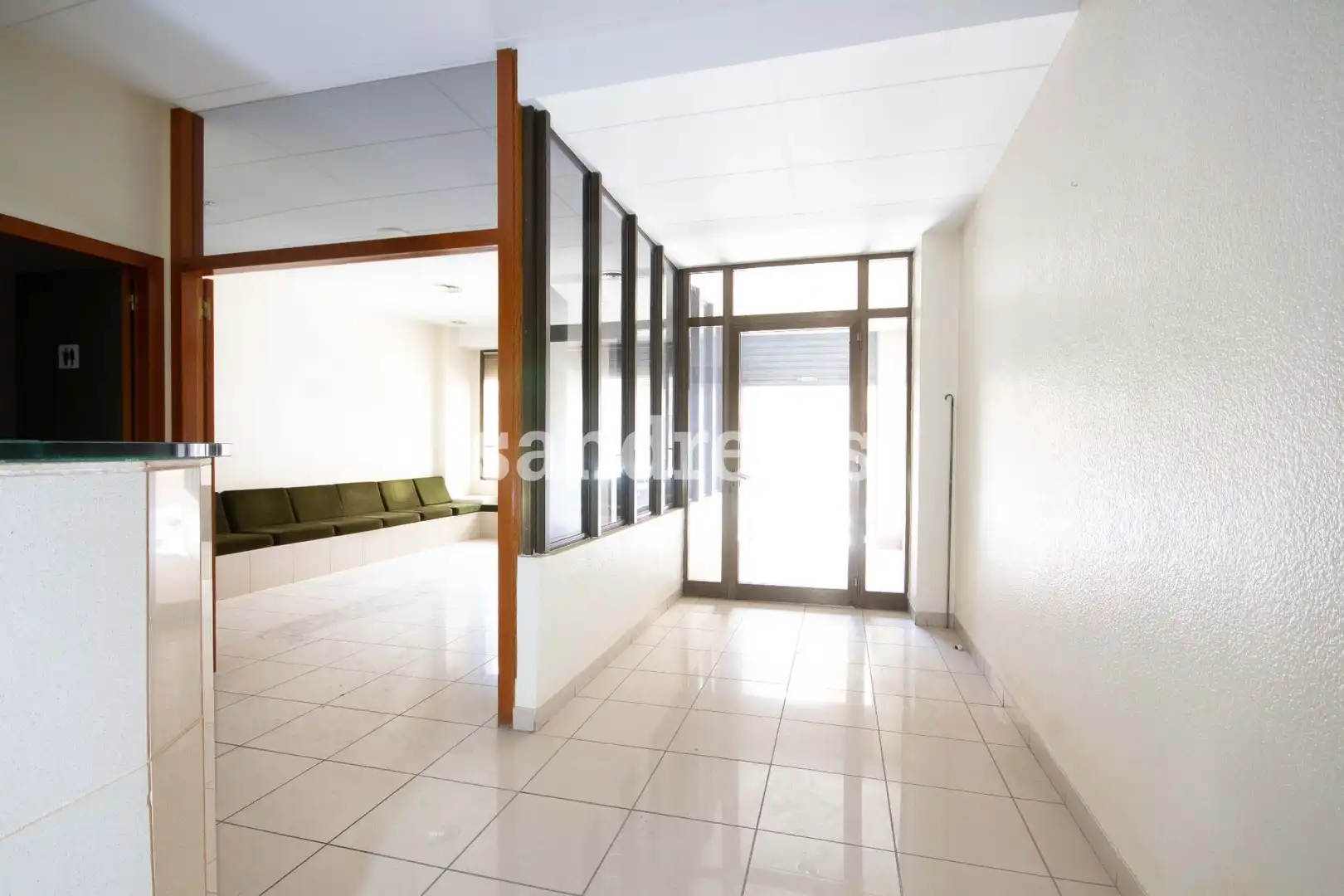 Local comercial en venta en Centre, imagen 2