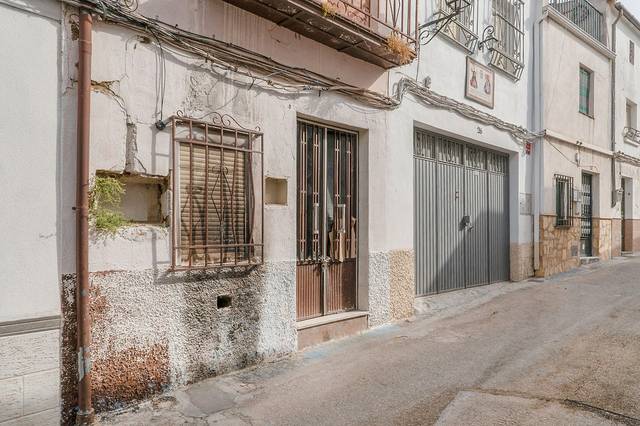 Casa-chalet en Venta en C/ Las Parras en Martos