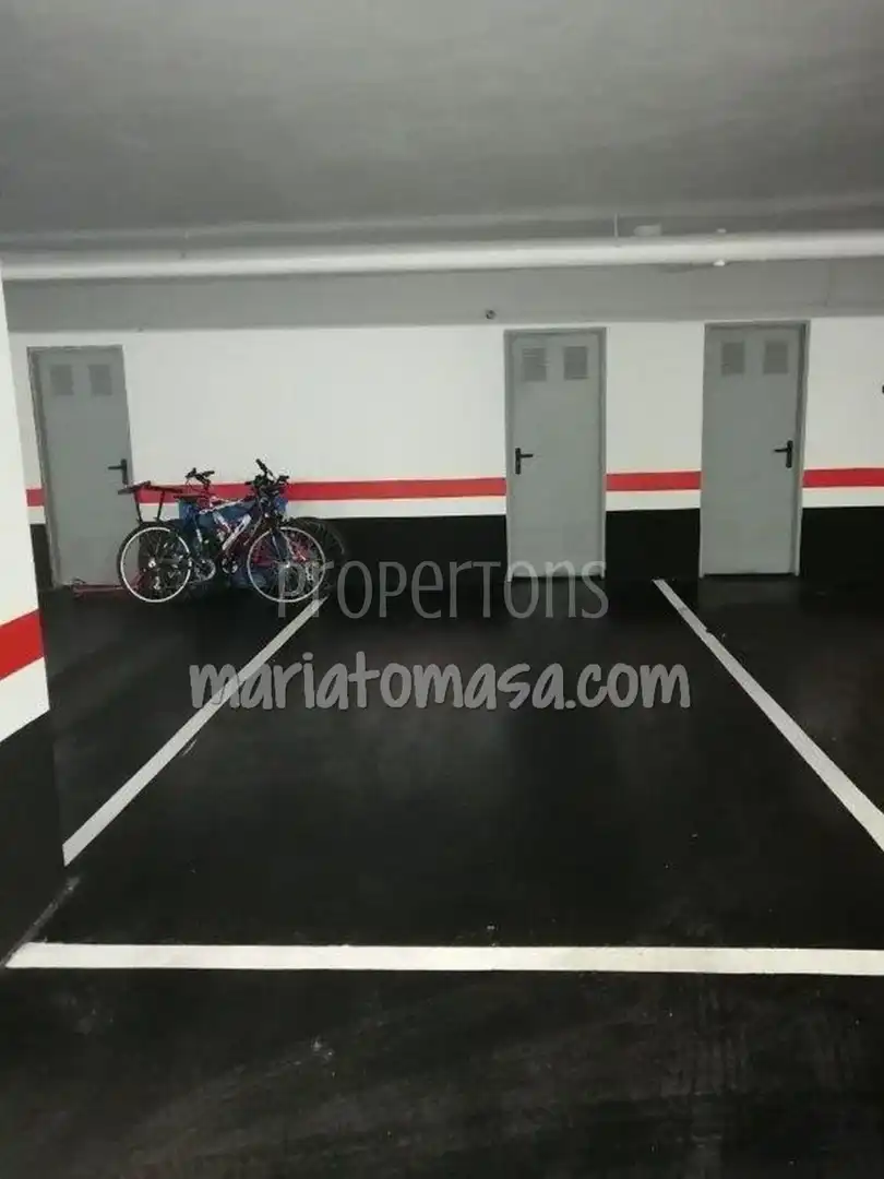 Parkplatz zum Verkauf in Zona Usategui - Trinitarios, imagen 2