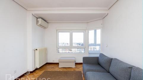 Foto 2 de Pis de lloguer a De Tribaldos, Canillas,  Madrid Capital