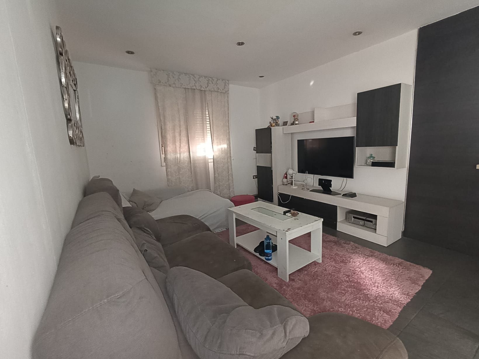 Sala d'estar de Casa o xalet en venda en La Línea de la Concepción amb Terrassa