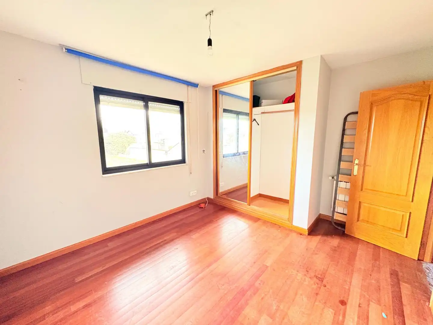 Habitación de Casa o chalet en venta en Carracedelo con Calefacción