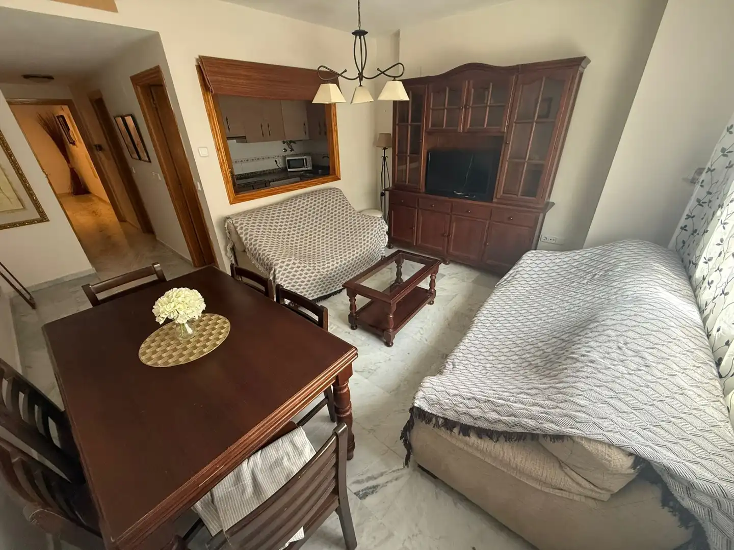 Wohnzimmer von Wohnung zur Miete in Jaén mit Klimaanlage, Möbliert und Waschmaschine