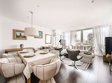 Flat with lift to rent in Chamartín