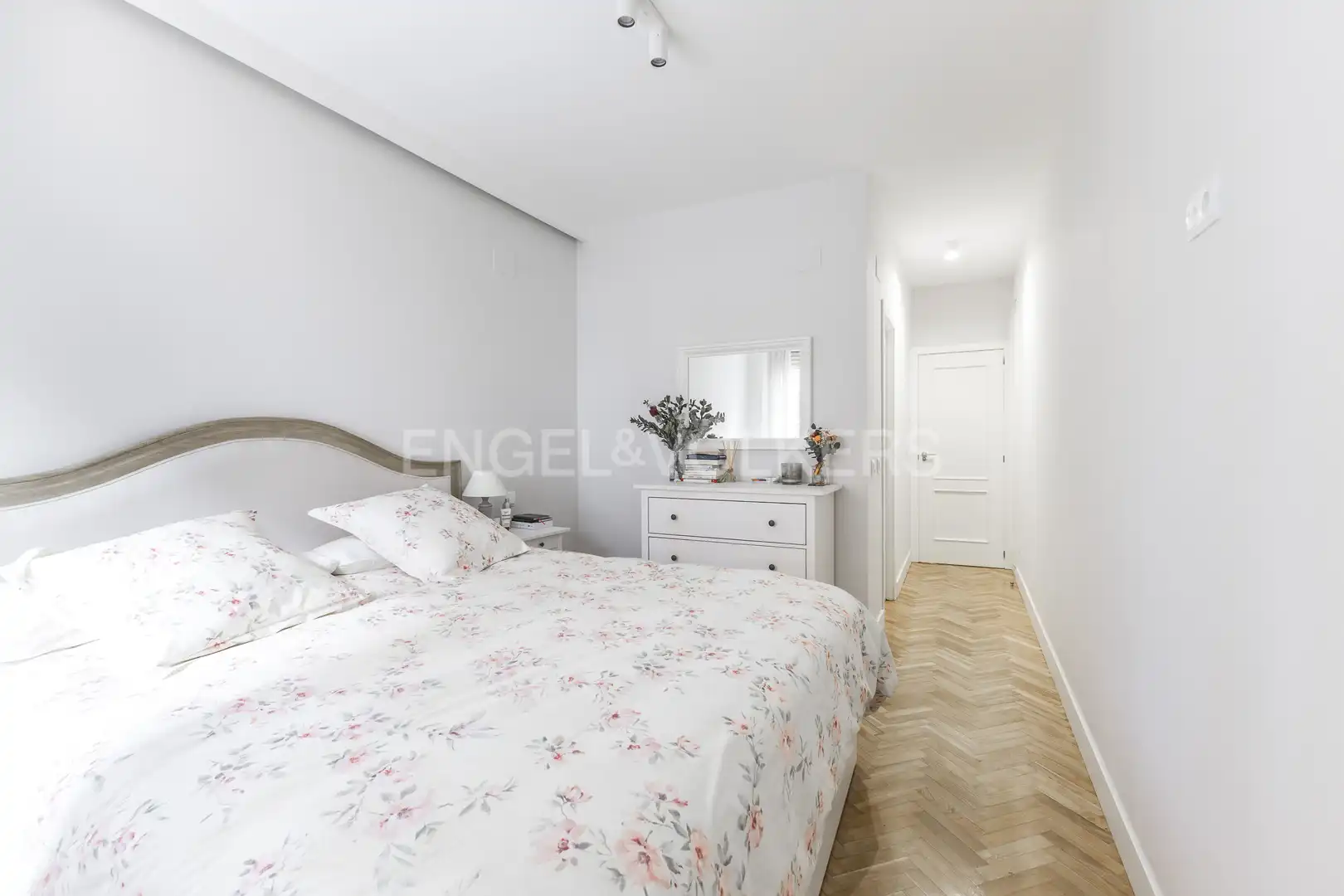 Habitación de Piso en venta en Madrid con Aire acondicionado, Calefacción y Terraza