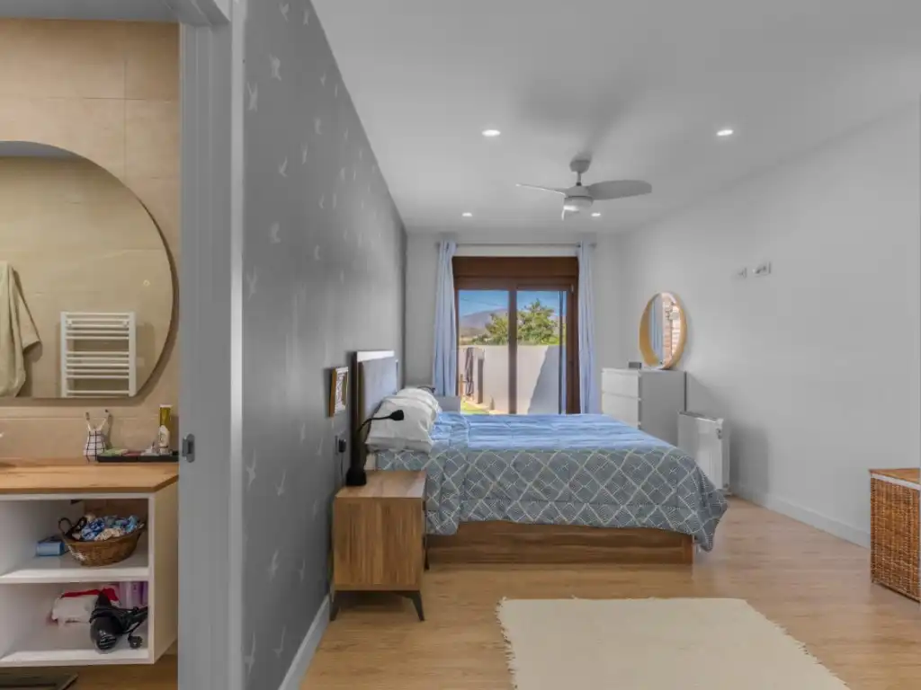 Bedroom of Houses for sale in Berja