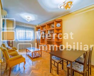 Living room of Flat for sale in  Barcelona Capital  with Balcony