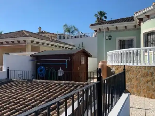 Chalet con piscina en venta en Bigastro, imagen 4
