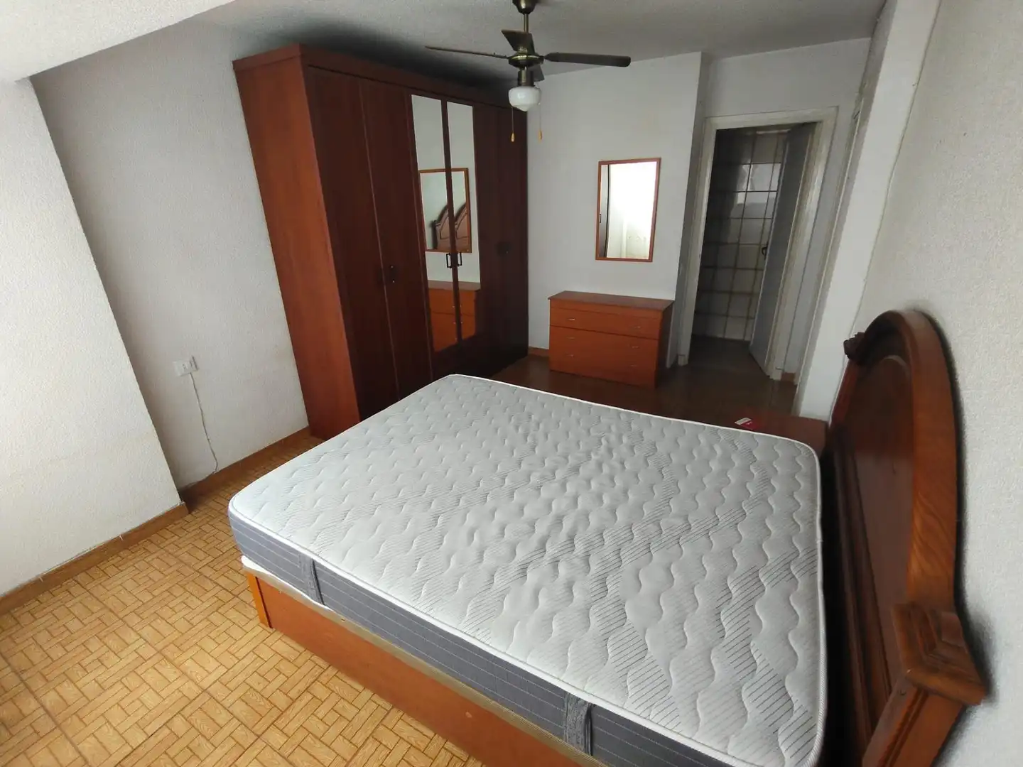 Schlafzimmer von Wohnung zum Verkauf in Alicante / Alacant mit Klimaanlage, Parkett und Terrasse