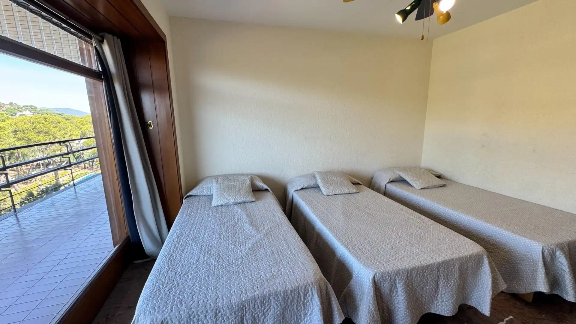 Habitación de Piso en venta en Calonge i Sant Antoni con Jardín privado, Terraza y Trastero