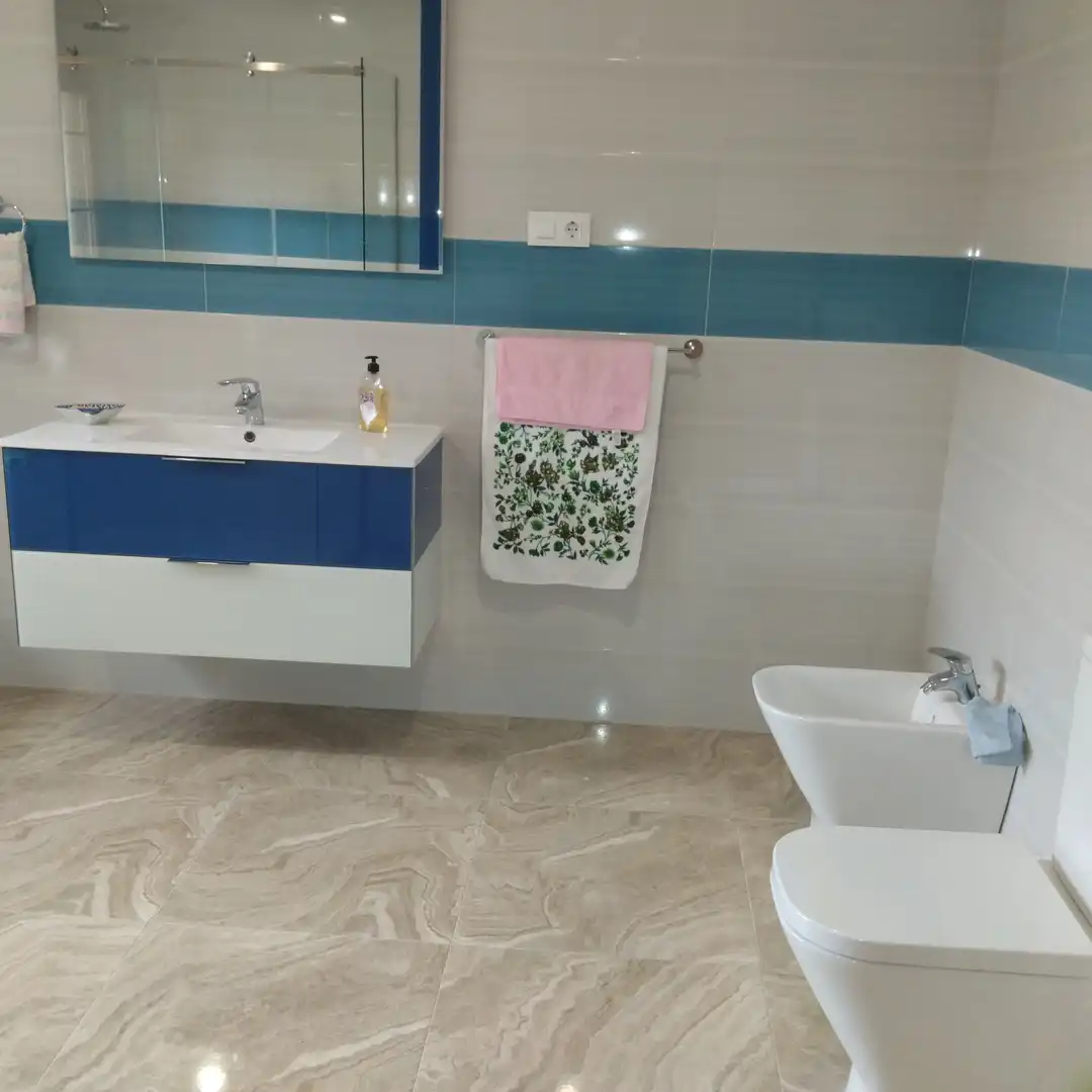 Bany de Casa o xalet en venda en El Escorial amb Calefacció, Jardí privat i Parquet
