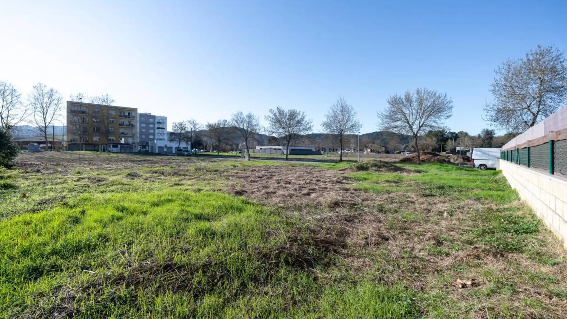 Terreno industrial en venta en Medinyà