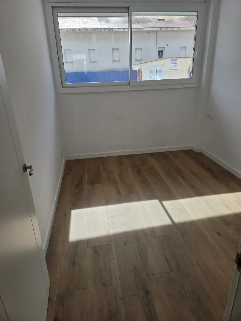 Habitación de Planta baja en venta en Premià de Mar con Aire acondicionado, Calefacción y Horno
