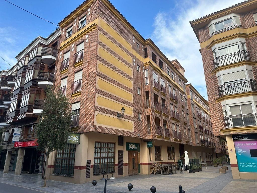 Vista exterior de Piso de alquiler en Lorca con Aire acondicionado y Balcón