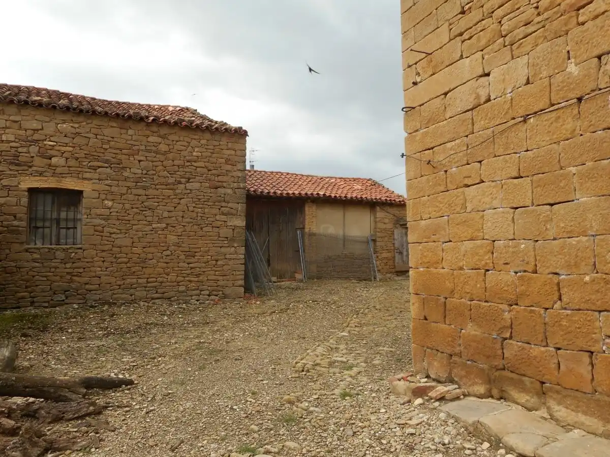 Commercial properties for sale in Garínoain  with Furnished