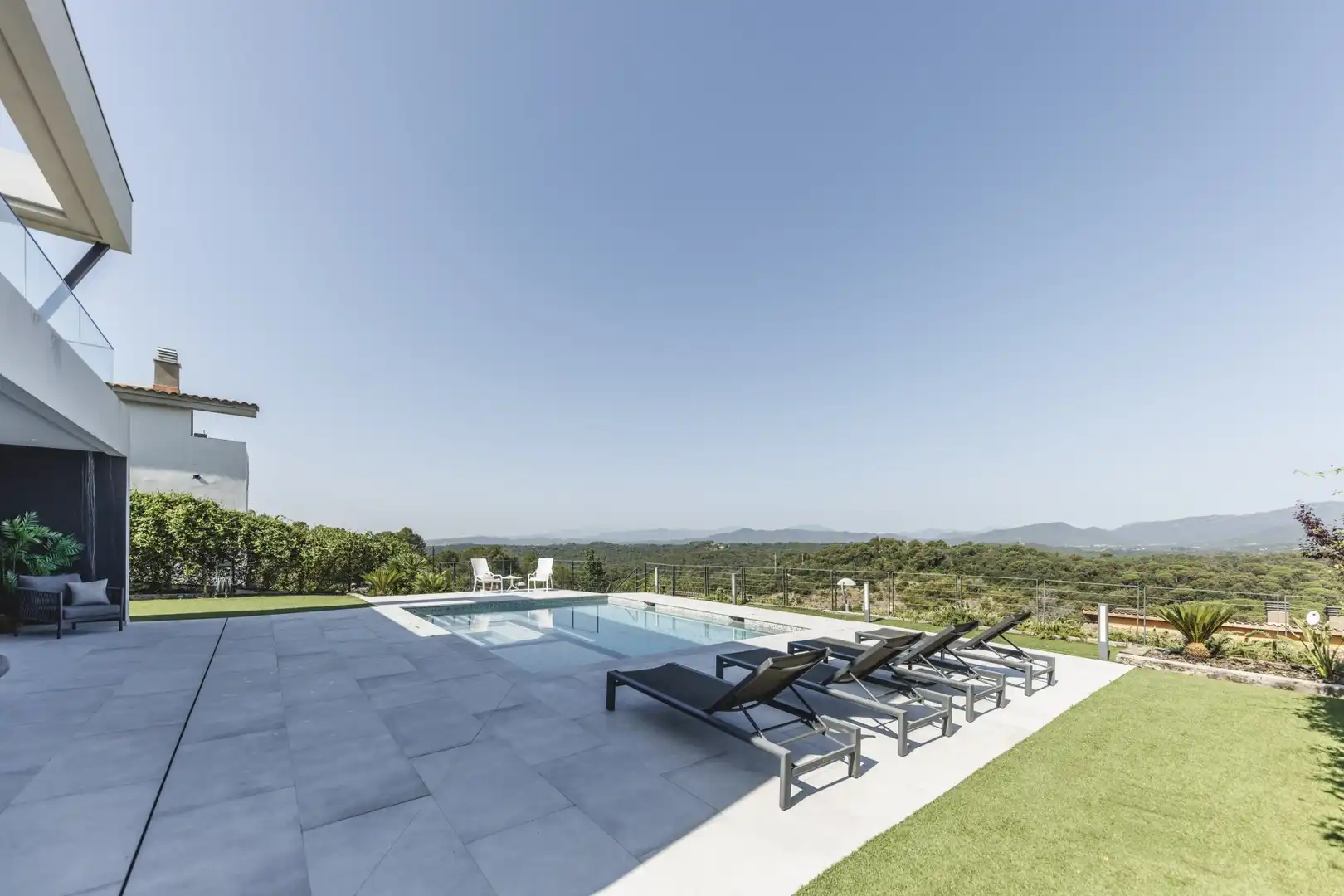 Swimming pool of Houses for sale in Sant Julià de Ramis  with Air Conditioner, Heating and Terrace