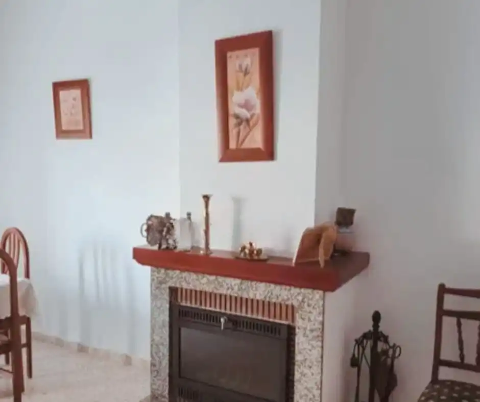 Wohnzimmer von Einfamilien-Reihenhaus zum Verkauf in San Bartolomé de la Torre mit Heizung, Terrasse und Abstellraum