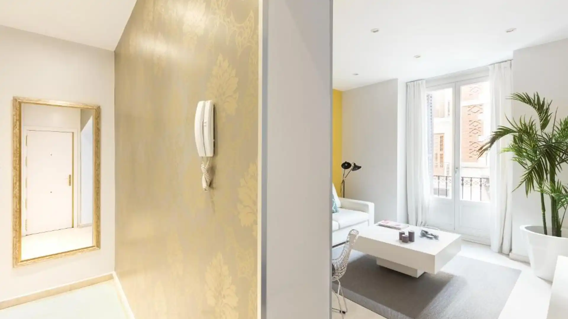 Estudio de alquiler en Girona Capital con Amueblado y Se aceptan mascotas