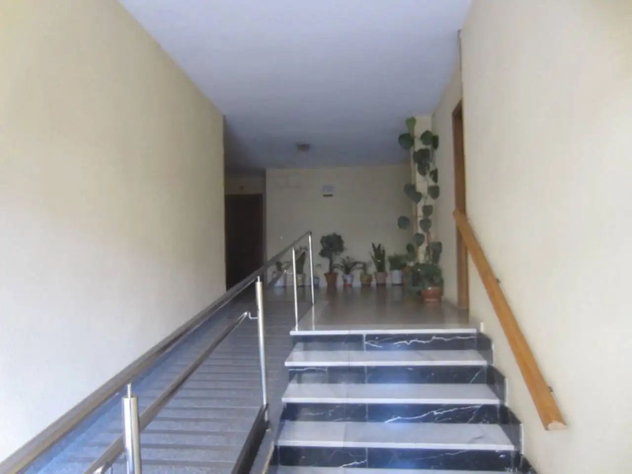 Piso en venta en Sancti-Spíritus (Salamanca) con Calefacción, Terraza y Amueblado