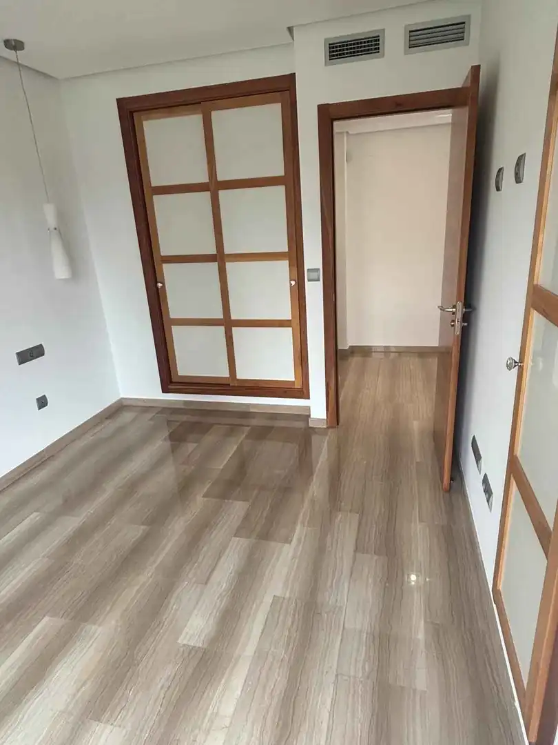 Wohnung zur Miete in Avinguda de les Corts Valencianes, 26, Barrio de Benicalap