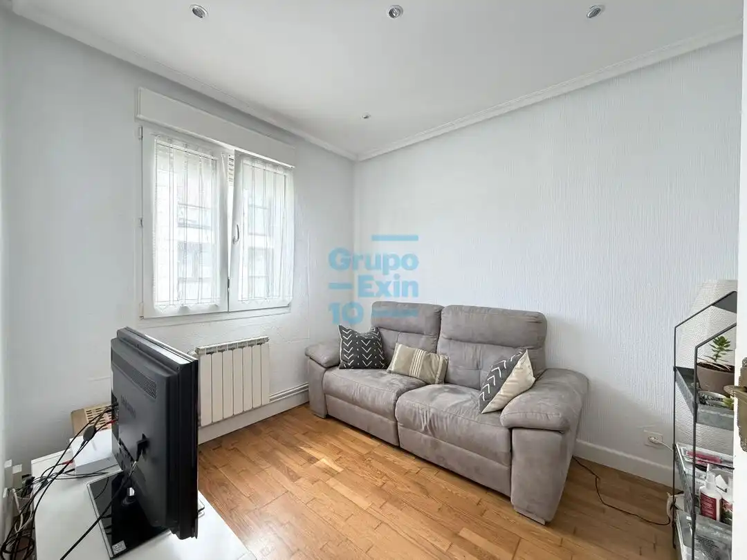 Habitación de Piso en venta en Donostia - San Sebastián  con Calefacción