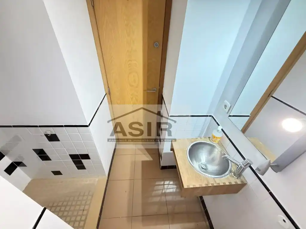 Bathroom of Flat for rent in Alzira