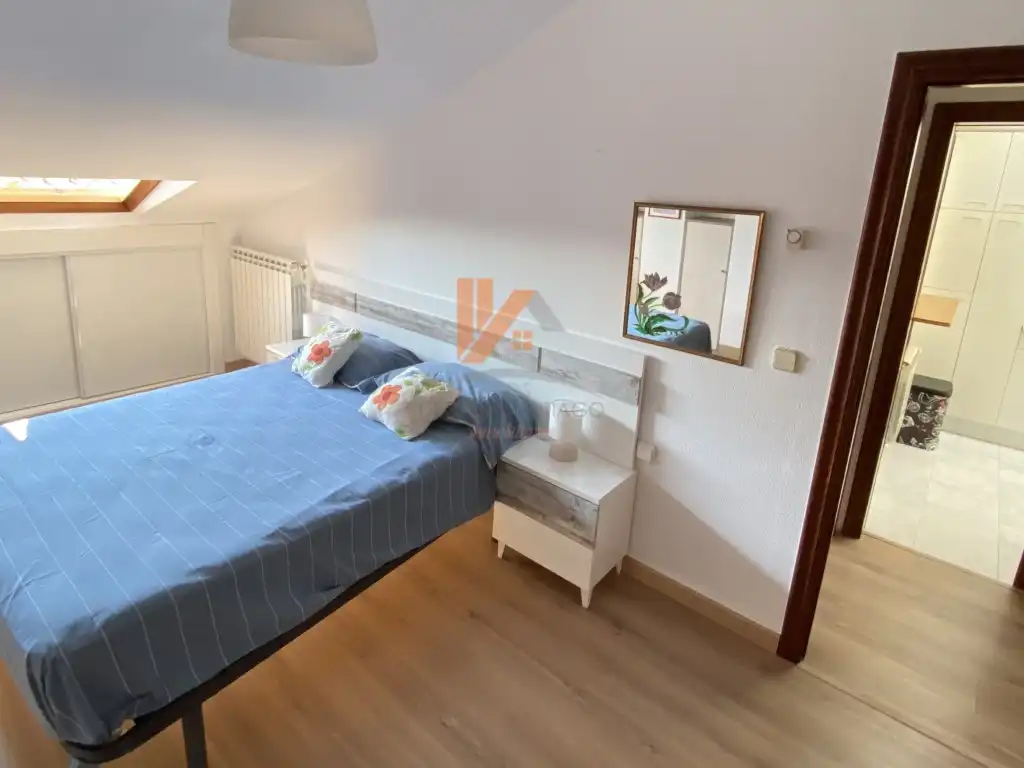 Habitación de Piso de alquiler en Santiago de Compostela  con Amueblado