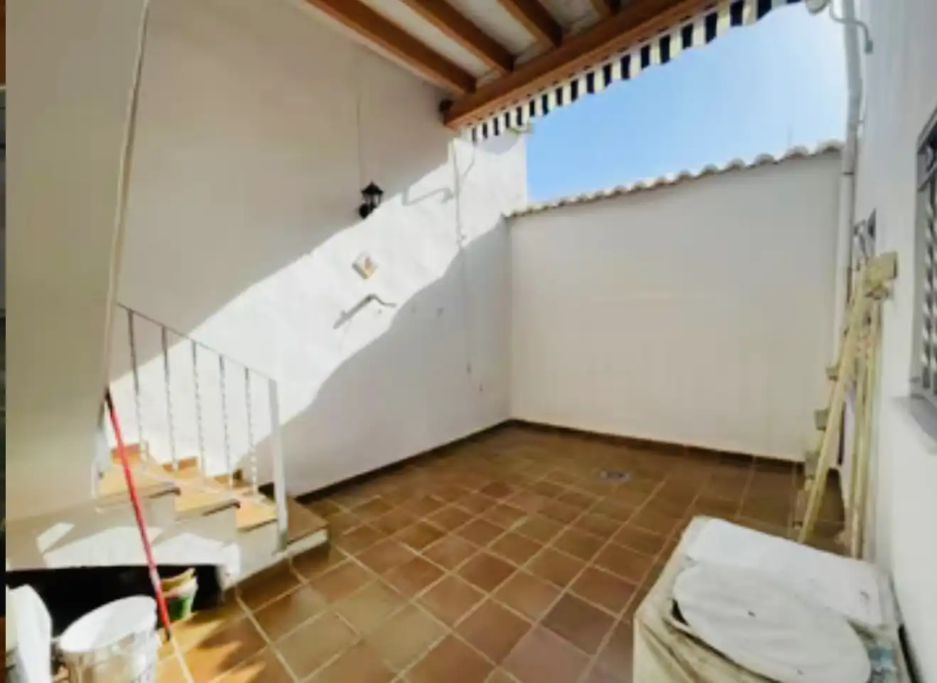 Terrasse von Einfamilien-Reihenhaus zum Verkauf in La Vall de Laguar mit Terrasse, Abstellraum und Möbliert