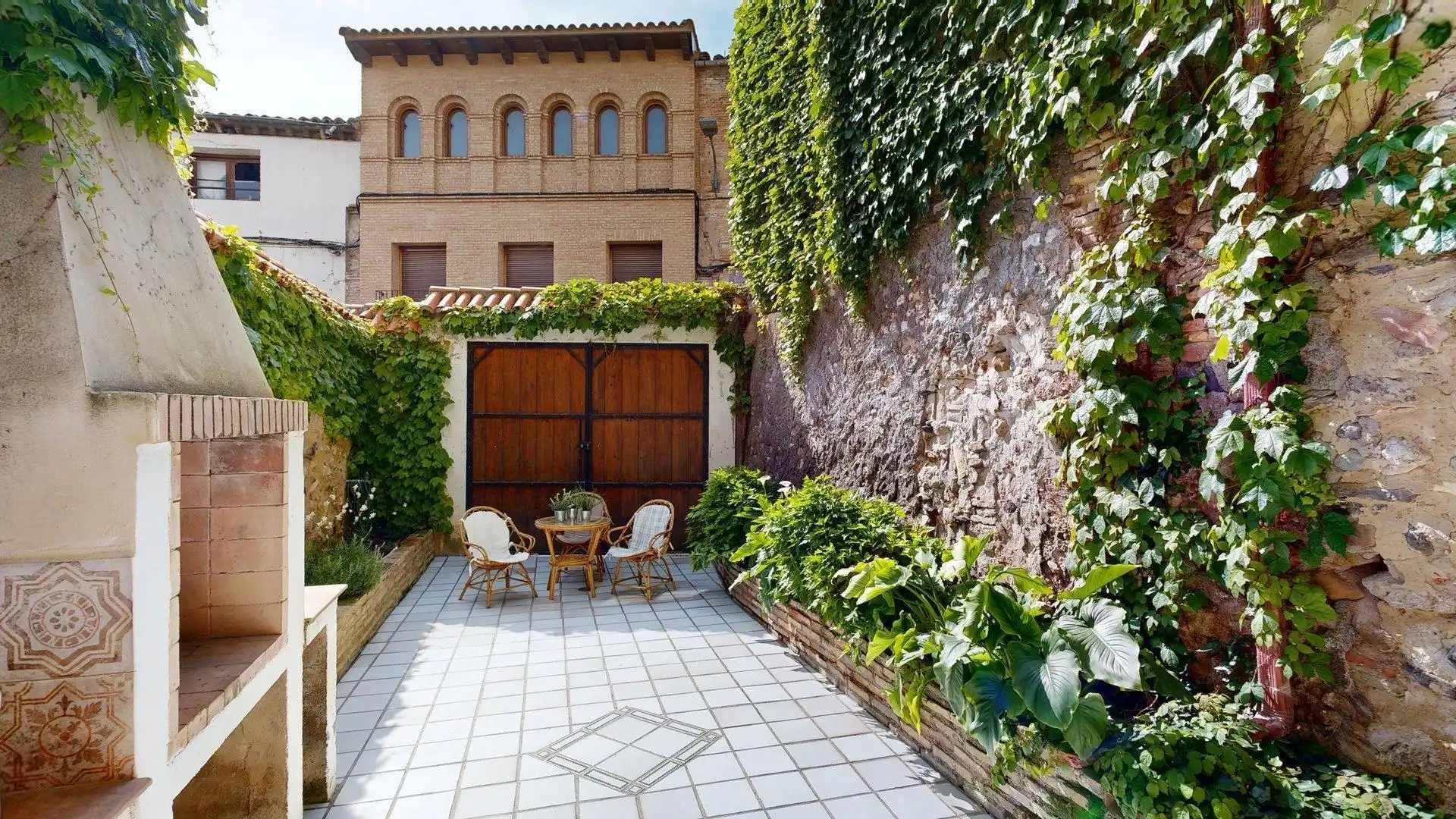 Terraza de Casa o chalet en venta en Magallón con Jardín privado, Terraza y Amueblado