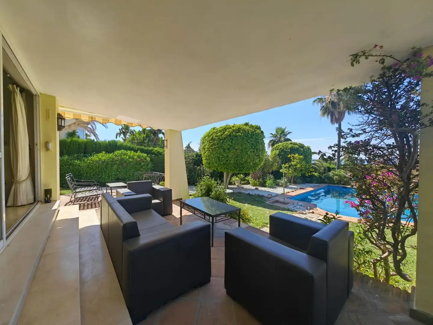 Jardí de Casa o xalet en venda en Estepona amb Aire condicionat, Jardí privat i Terrassa