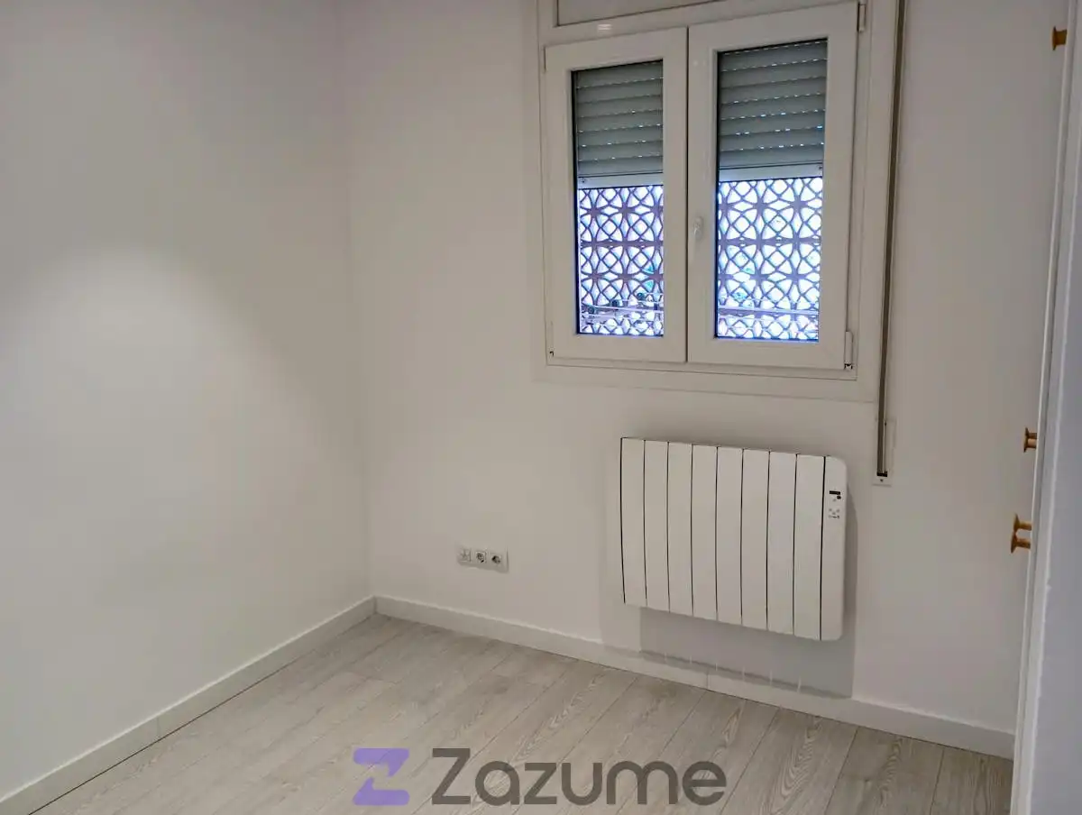 Schlafzimmer von Wohnungen zur Miete in Barcelona mit Klimaanlage, Heizung und Parkett