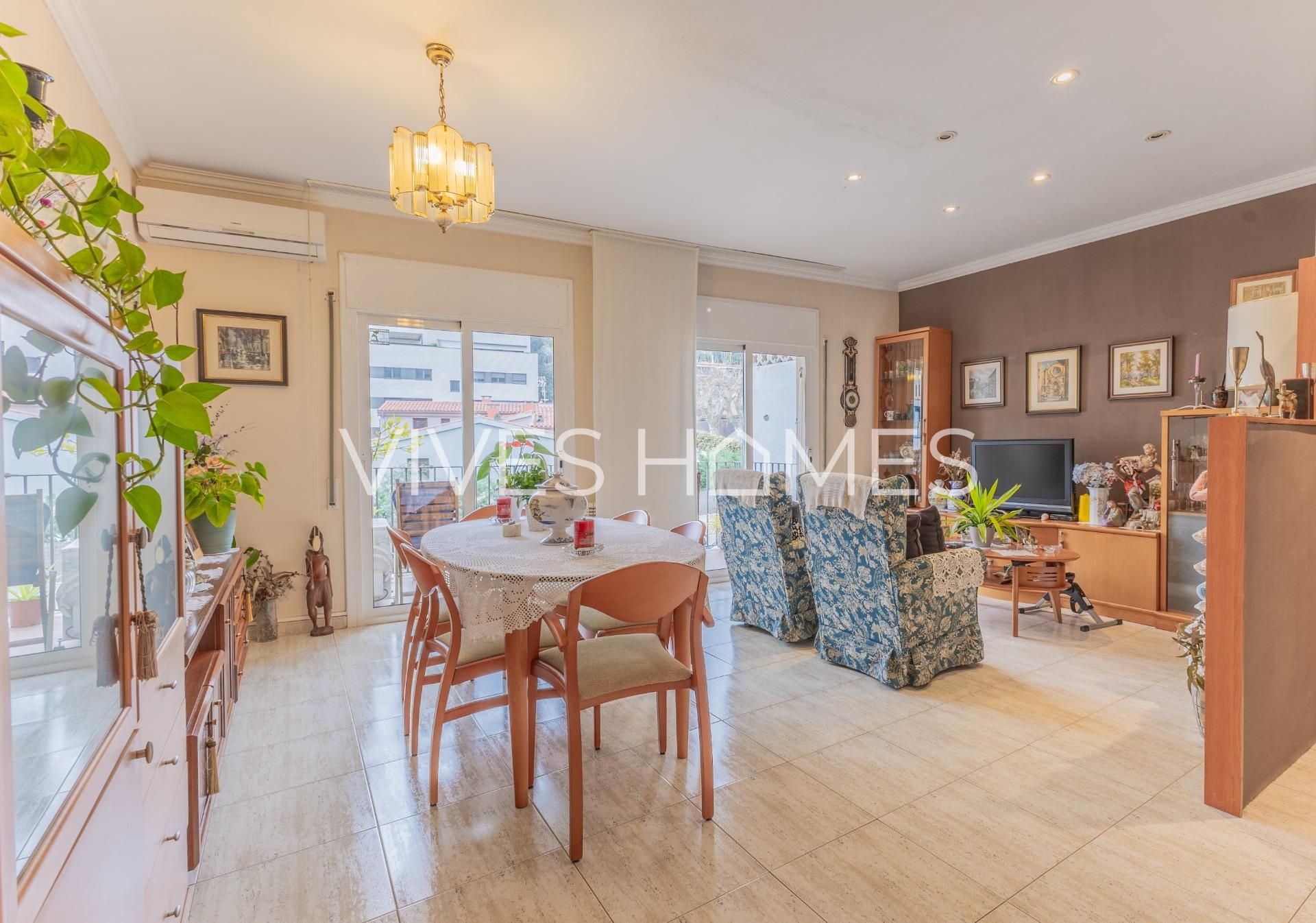 Vista exterior de Piso en venta en Sant Andreu de Llavaneres con Aire acondicionado, Calefacción y Terraza