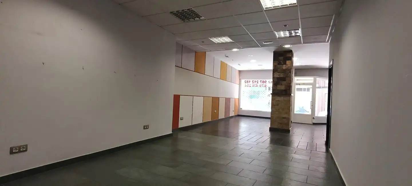 Geschaftsraum zum Verkauf in León Capital 