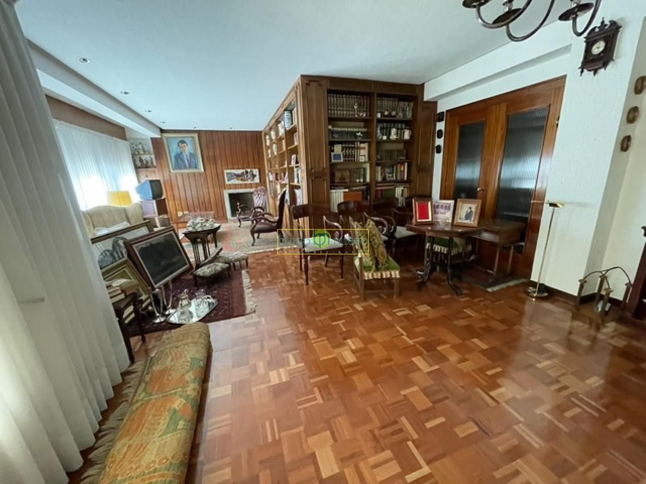 Living room of Flat for sale in León Capital   with Heating, Parquet flooring and Terrace