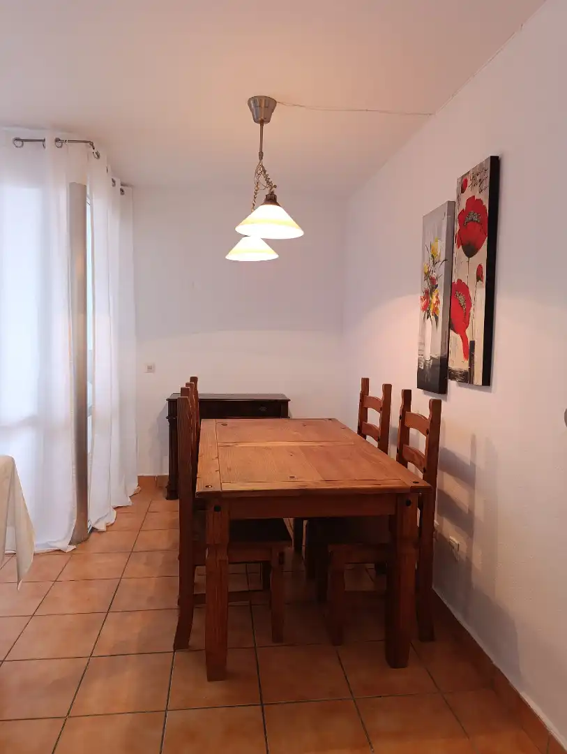 Esszimmer von Wohnung zur Miete in Puente Mayorga - Campamento