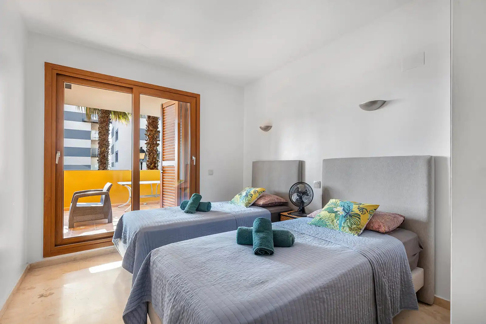 Habitación de Planta baja en venta en Orihuela con Terraza, Trastero y Piscina