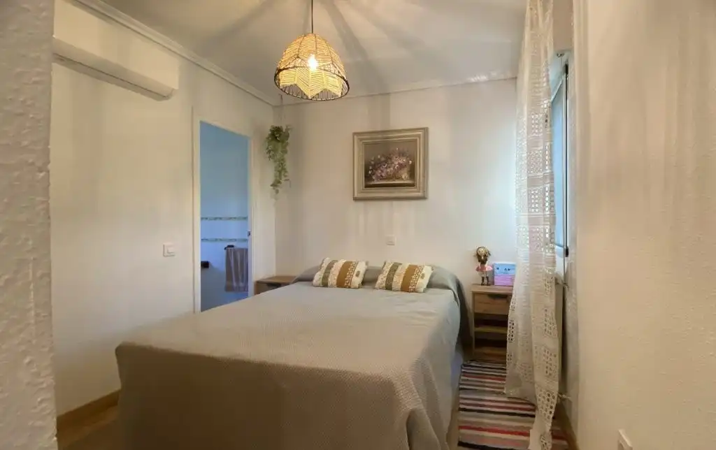 Dormitori de Casa o xalet en venda en Cadalso de los Vidrios amb Aire condicionat, Calefacció i Jardí privat