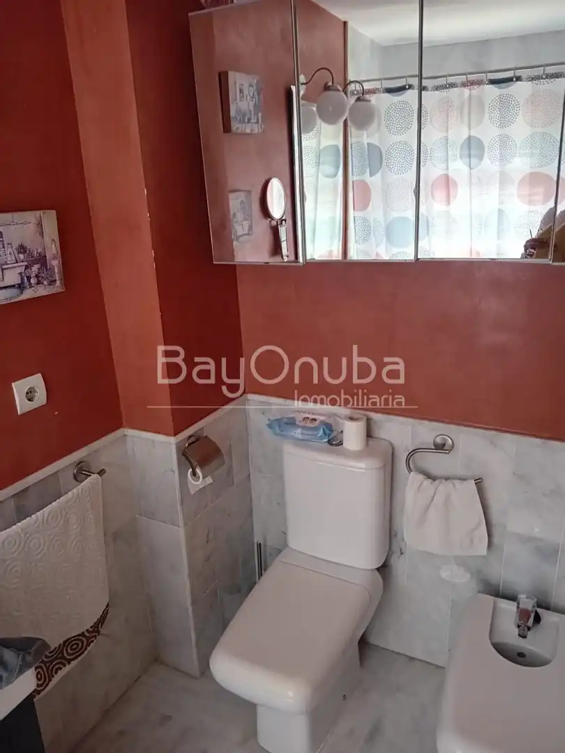 Baño de Casa adosada en venta en Huelva con Trastero y Piscina