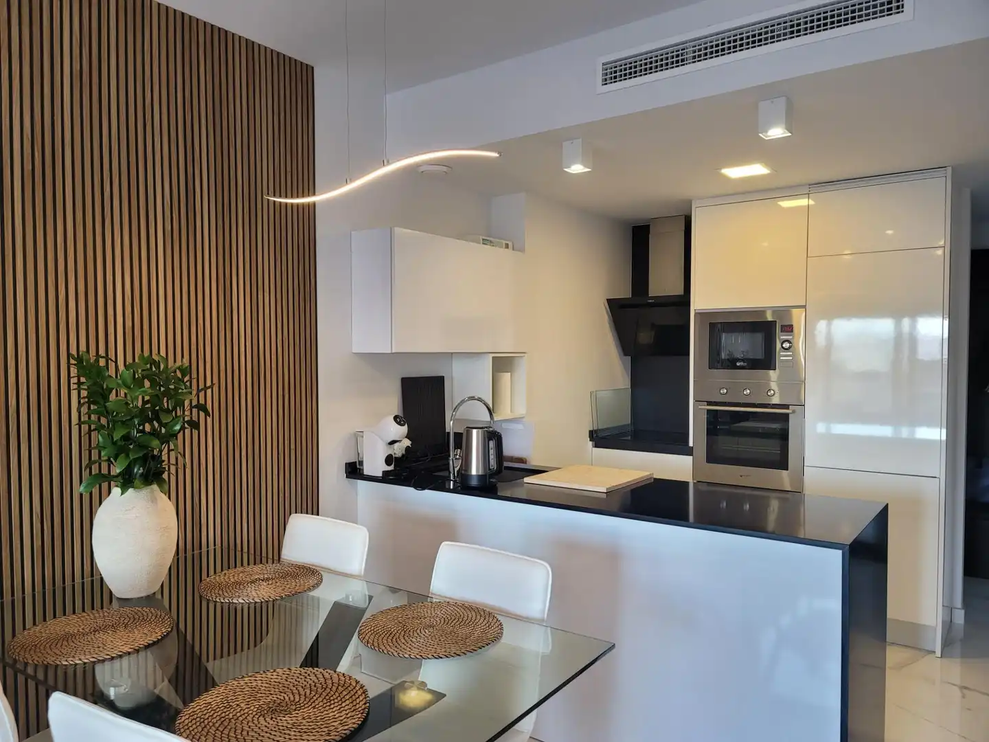 Cuina de Apartament en venda en Orihuela amb Aire condicionat, Jardí privat i Terrassa