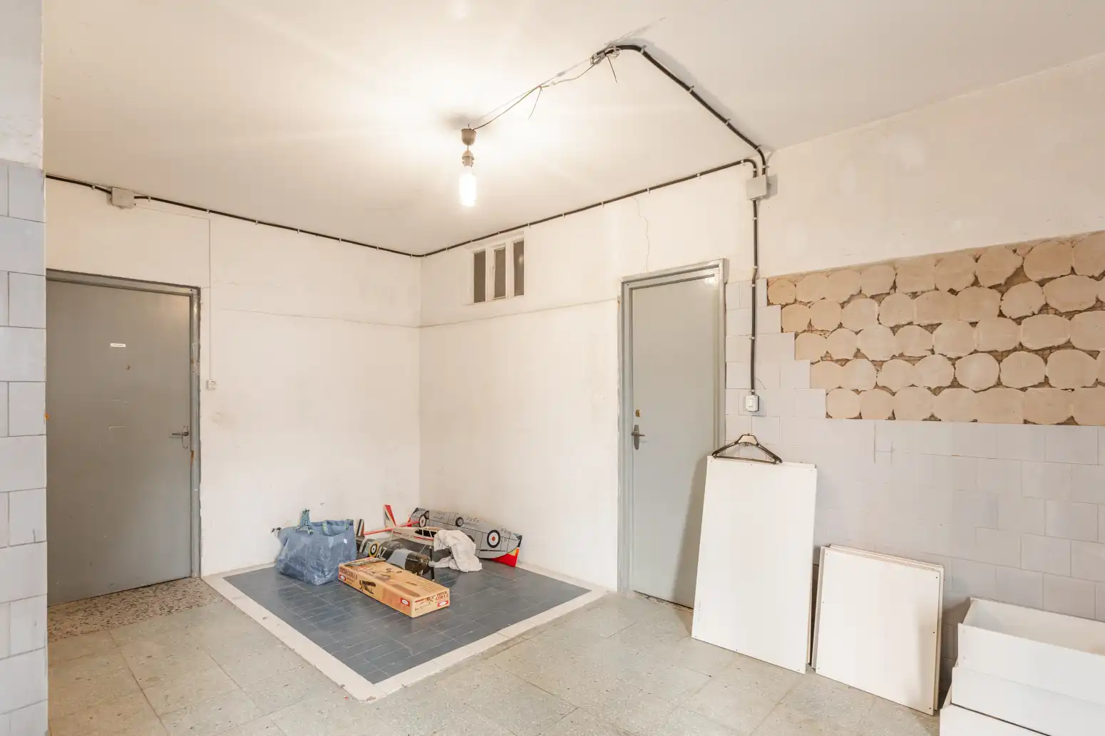 Commercial properties for sale in  Pamplona / Iruña  with Air Conditioner
